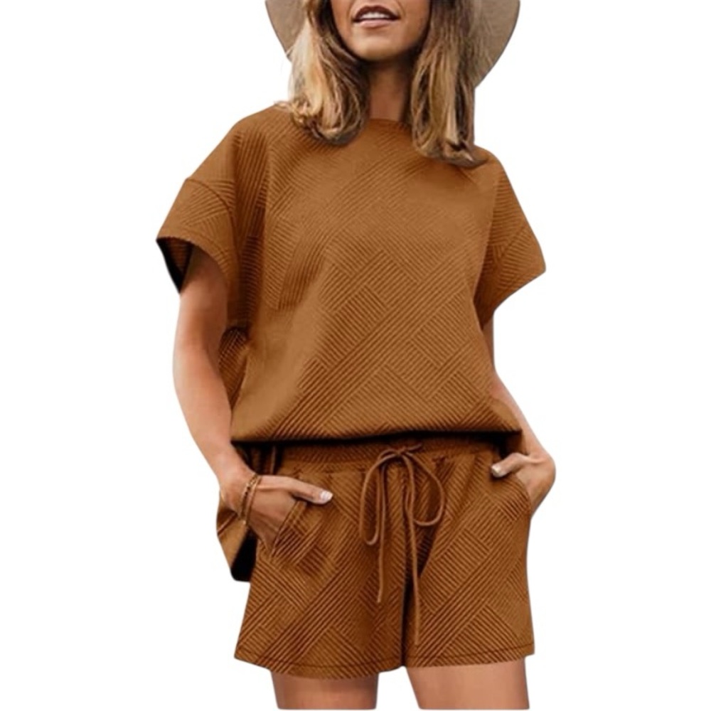 Textured brown matching top and shorts loungewear set